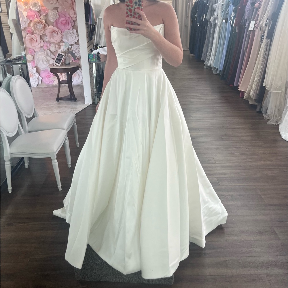 Justin Alexander Estelle Wedding Dress NWT - UNALTERED